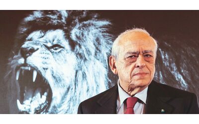 Per la procura di Milano Caltagirone e Del Vecchio erano d accordo su Generali fin dal 2019 Mef Criticabile ma non perseguibile