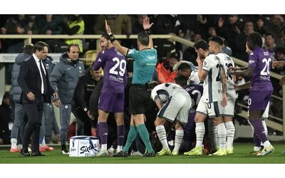 Perché l’ambulanza non è entrata in campo, l’intervento di Cataldi, le parole di Barella e Lautaro: cosa è successo dopo il malore a Bove