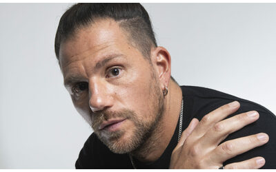 Performare a tutti i costi Ammetto di non saper volare I miei figlioli Masno e Duccio sono il panorama pi bello che potessi mai vedere parla Enrico Nigiotti