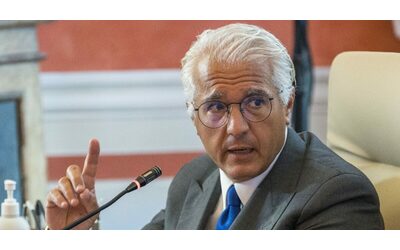 Permesso di costruire in tempi record ad Acireale per l azienda del numero 1 di Confindustria Sicilia solo 29 giorni per gli altri l attesa di oltre 2 anni