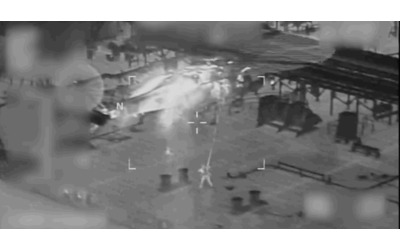 Petroliere sequestrate la segretaria Usa Kristi Noem pubblica il video Entrambe trafficavano col Venezuela