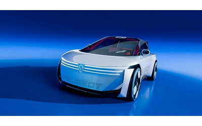 Polygon svela il volante Hypersquare, cuore pulsante delle Peugeot di domani