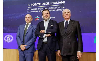 Ponte sullo Stretto, sì definitivo al progetto. Salvini promette: “Cantieri tra settembre e ottobre”. E annuncia: “Ci sarà la metropolitana”