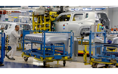 Produzione industriale gi dell 1 a ottobre Disastro il trentaduesimo crollo su 36 mesi di governo Meloni