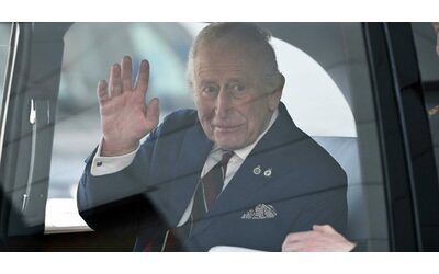 Re Carlo e Camilla sono arrivati in Italia: l’incontro con Mattarella e Meloni, poi i festeggiamenti per l’anniversario di nozze. Il programma del royal tour