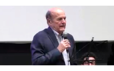 Referendum Bersani Qualcuno dedica il S a Berlusconi o a Garlasco Noi dedichiamo il No ai 28 magistrati uccisi da mafia e terrorismo