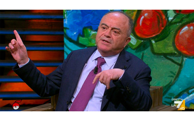 Referendum giustizia Gratteri mette in dubbio i finanziamenti del S Fondazioni pagate coi soldi dei ministeri Non etico Su La7