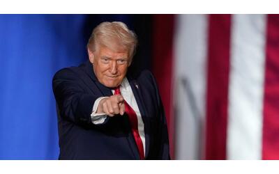 Reuters Trump valuta cambio di regime in Iran Teheran Risposta rapida e schiacciante a ogni attacco