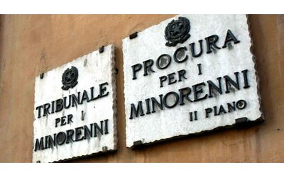 Ritardarono cure del figlio 14enne malato di cancro, genitori a processo per omicidio volontario