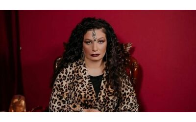 Russia la strega di Putin condannata a due anni di carcere