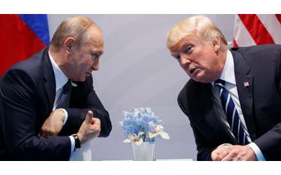 Russia-Ucraina, la diretta – Mosca presenta le richieste per la pace: “Riconoscere le regioni occupate”. Primi contatti coi negoziatori Usa