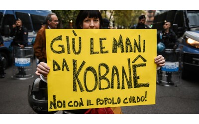 Sabato di lotta al fianco del popolo curdo basta con l assedio a Kobane
