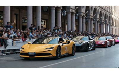 Salone dell’auto di Torino, piazze e vie diventano la vetrina della mobilità futura