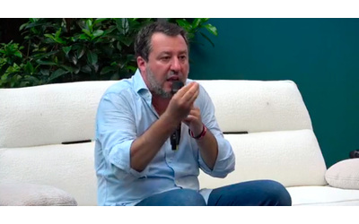 Salvini: “Von der Leyen? Al summit con Trump e Putin può solo portare da bere”. Attacchi a Conte, a Landini e al Pd