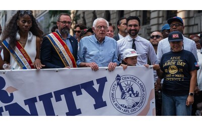 Sanders e Mamdani sfidano l’oligarchia Usa dal palco di New York. Ma il “movimento dal...