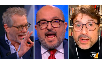 Sangiuliano contro Montanari e Formigli Voi comunisti inneggiavate a Pol Pot Bagarre in studio