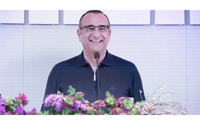 Sanremo 2025, Carlo Conti sbotta in conferenza stampa: “Fedez e i rapporti con Lucci? Non sono un giudice, ma il direttore artistico. Non è indagato”