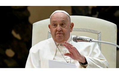 Sanremo 2025, il video messaggio a sorpresa di Papa Francesco: “La guerra è sempre una sconfitta”