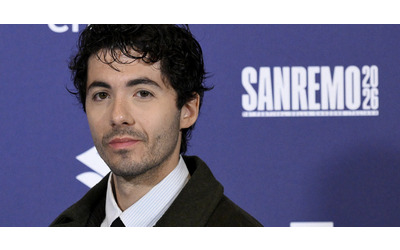 Sanremo 2026 Fulminacci Sto cercando di sfidare la scaramanzia perch per esperienza personale purtroppo i rituali non funzionano IL VIDEO