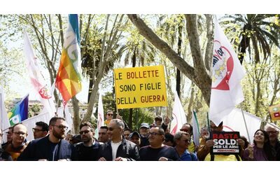 Sei pacifista, dunque fannullone (e pure evasore). Basta con questa visione distorta dell’Italia!