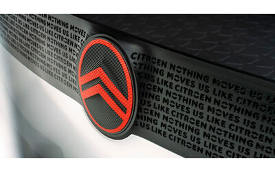 “Sospendete la guida, pericolo con l’airbag”: la lettera di Citroen che richiama 600mila auto