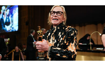 Sotto la doccia pensavo a cosa avrei potuto dire mentre mi depilavo le gambe poi ho messo i pantaloni Amy Madigan vince l Oscar 40 anni dopo la prima nomination il suo discorso