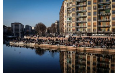 Stai cercando queste sgominata baby gang della Darsena di Milano arrestati 9 ragazzini tra i 12 e 18 anni accusati di rapine e violenze