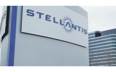 Stellantis crolla in Borsa dopo l’addio del numero uno Tavares: il titolo cede fino al 10% a Piazza Affari e scende ai minimi dal 2022