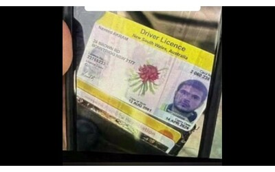 Strage a Bondi Beach uno dei killer si chiama Naveed Akram Gli attentatori forse di origine pakistana si cerca un terzo