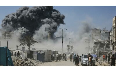 Tasneem, 27 anni, incinta, uccisa dai raid israeliani insieme ai due figli: l’ennesima vittima tra gli operatori umanitari di Gaza. La denuncia di Oxfam