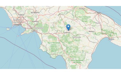 Terremoto a Potenza: scossa di magnitudo 4.2. Studenti lasciano le aule, gente in strada