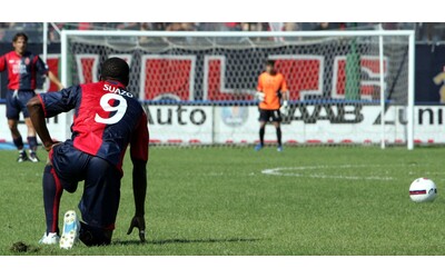 Ti ricordi…David Suazo, la Pantera che ha fatto innamorare la Sardegna e arrivò a superare pure Riva