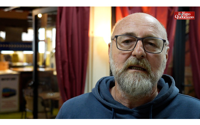 “Tolgono anche i biscotti dai pacchi, falso che gli aiuti si possono consegnare in pochi giorni”: la denuncia della Flotilla di terra