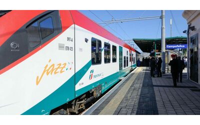 Trasporti pubblici sempre più in crisi. “Stanziamenti dirottati sul Ponte sullo Stretto, così restano i problemi cronici”