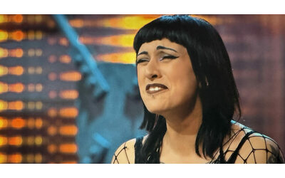 Trucco e vesto i cadaveri volevo fare medicina legale A MasterChef i giudici mi hanno stoppato il mio dolce era incompleto la storia di Raffaella Acciardi