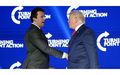 Trump annuncia l’arresto del presunto killer di Charlie Kirk: è il 22enne Tyler Robinson. “Il padre lo ha convinto a consegnarsi”