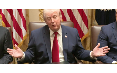 Trump L Iran ha autorizzato il passaggio di dieci petroliere d Hormuz come regalo