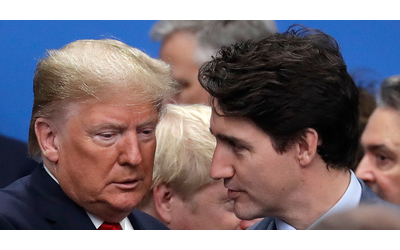Trump provoca il Canada: “Diventi il 51esimo Stato Usa, avrà meno tasse e niente dazi. Senza i nostri sussidi smetterebbe di sopravvivere”