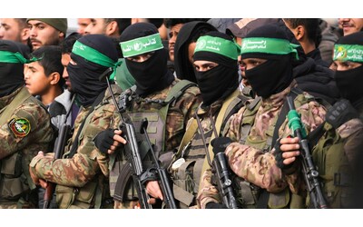 Trump: “Se Hamas non libera gli ostaggi sarà l’inferno”. La replica: “Le minacce non servono, gli accordi vanno rispettati”