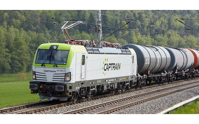 Turni di 17 ore senza riposi e pause pranzo al freddo lo sciopero dei ferrovieri di Captrain Italia