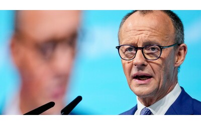 Ue, l’avvicinamento tra Cdu e AfD in Germania fa tremare anche il Ppe. Tutti contro Merz: sui migranti rischia di sfaldare i Popolari europei
