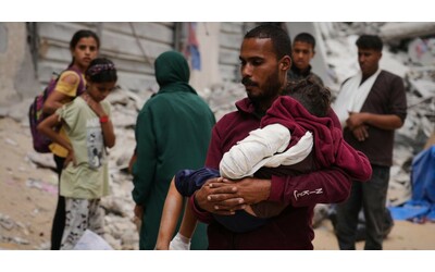 “Usa offrono a Hamas uscita da aree controllate da Israele”. Restituiti i corpi di 30 palestinesi in cambio delle salme di due ostaggi