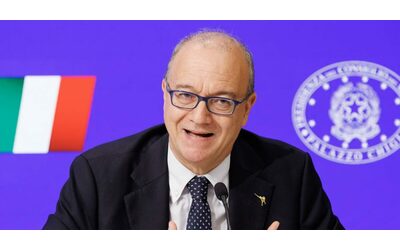 Valditara annuncia: “Consenso preventivo dei genitori per educazione sessuale. E arresto in flagranza per chi picchia i prof”
