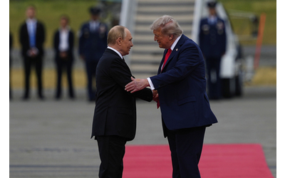 Vertice Trump-Putin in Alaska, la conferenza stampa dopo l’incontro – La diretta