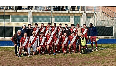 Voglio vedere i permessi di soggiorno polemica per la richiesta di un arbitro a due calciatori prima della gara Siamo allibiti