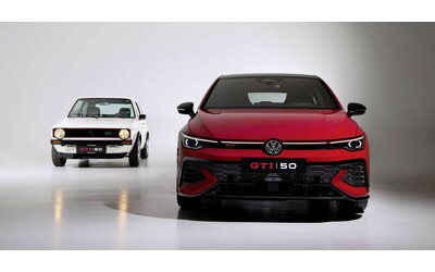 Volkswagen in festa la Golf GTI compie i suoi primi cinquant anni