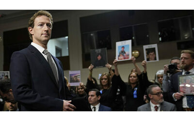 Zuckerberg completa l’avvicinamento a Trump: “Basta fact-checking, torneremo alle radici”. E Meta sceglie lo stesso sistema di X di Elon Musk