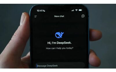 Cosa è DeepSeek, la super AI cinese che promette di essere meglio di ChatGPT