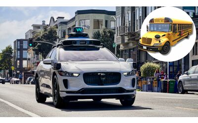 I robotaxi di Waymo hanno un problema con gli scuolabus