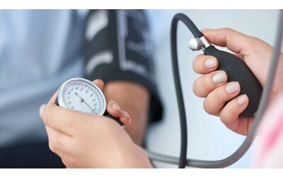 Pressione alta negli over 60: ecco il rimedio naturale che funziona davvero